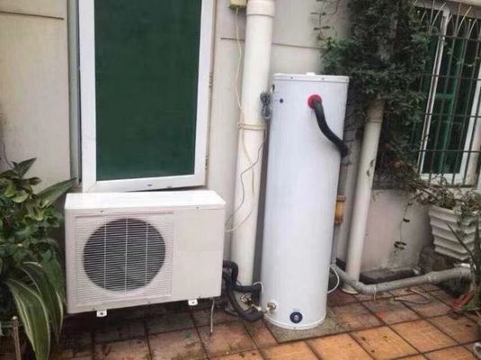 プールのヒート ポンプの燃焼の低温凝縮の部屋に水をまく空気