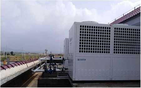 熱する冷却の熱湯のための水ヒート ポンプ160kWのコマーシャルへのR744二酸化炭素の空気